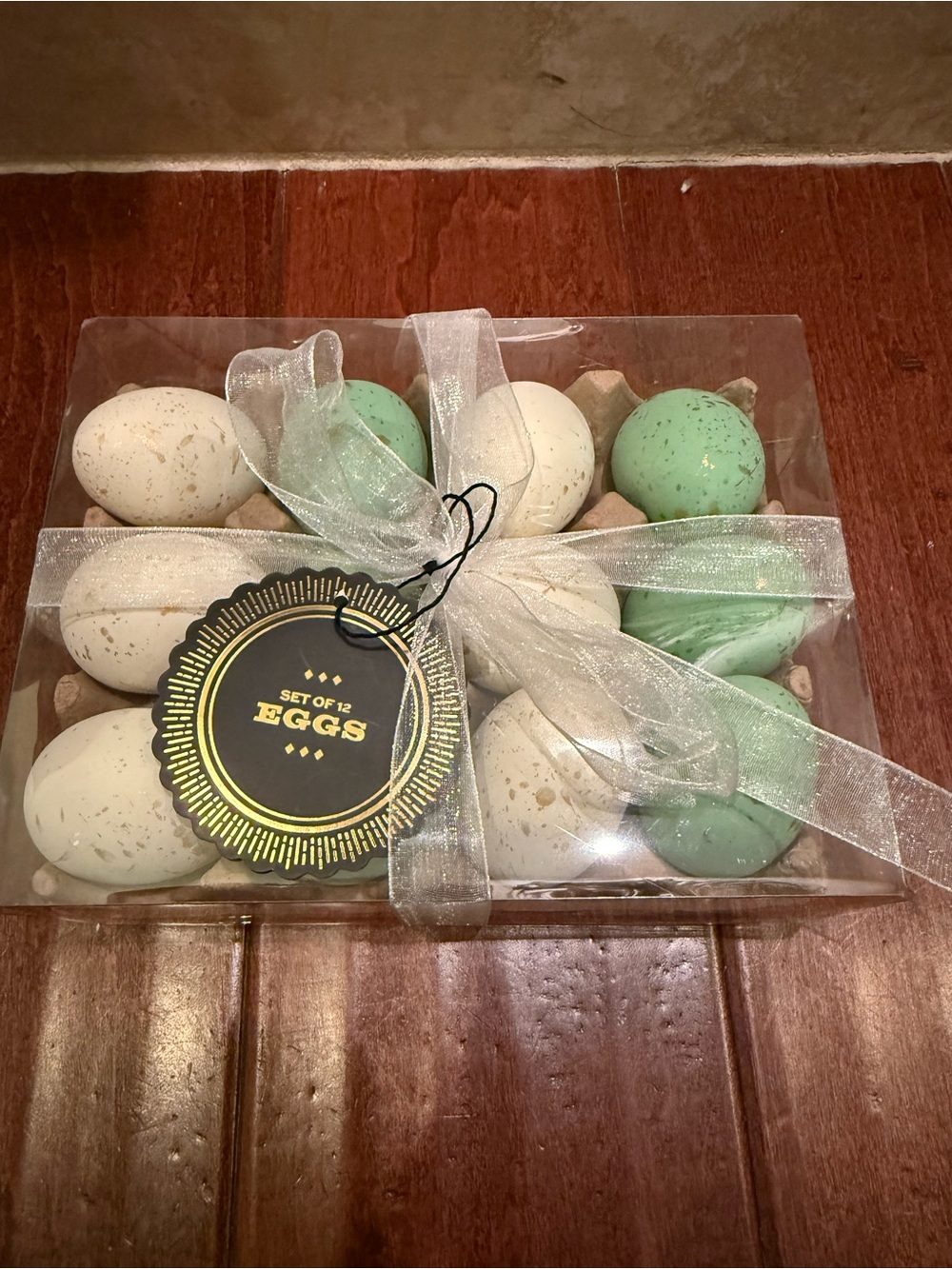 FAO Schwarz Robbins Egg Blue/Green Speckled Set of 12 Eggs & Spring Carton NIB